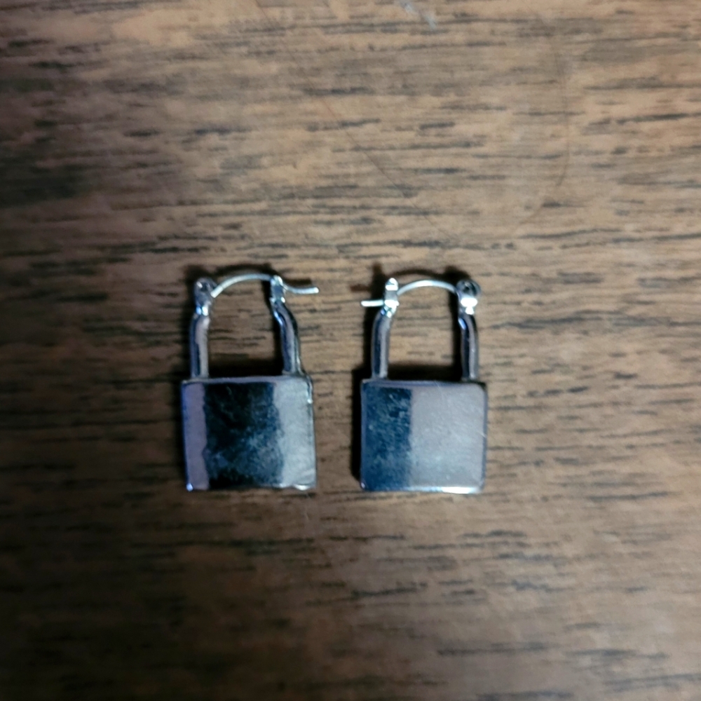 Silver lock earrings
